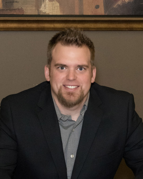 Garett McLean, Associate
